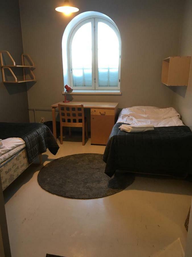 Opiston Kunkku Hostel ลาห์ตี ภายนอก รูปภาพ